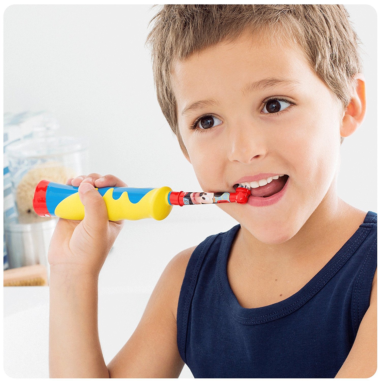 Cepillo de dientes eléctrico de Mickey Mouse Oral-B Stages Power Kids por  sólo 17,30 euros, antes 30,69€. | Chollos, descuentos y grandes ofertas en  CholloBlog