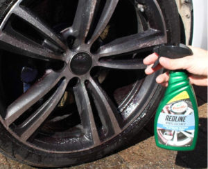 Limpiador de llantas Turtle Wax Redline, 500ml por 8,72€.