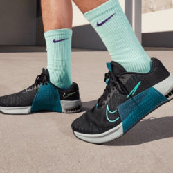 Zapatillas Nike Metcom por 73 euros comprando dos. Varios colores. Antes 129,95€