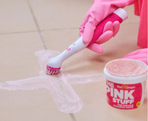 ¡Solo hoy! 2 Tarros de Pink Stuff Miracle Cleaning Paste6+ Spray multiusos, (2x850g+750ml) por 15,97€.