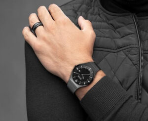 Reloj Bering Solar negro por 84,50€ antes 167,35€.