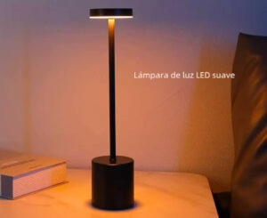 Lámpara de mesa inalámbrica por 9,99€.