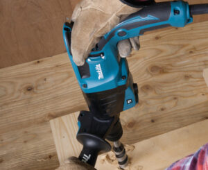 Martillo rotativo combinado Makita HR2630, 800W.