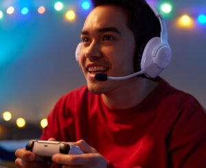 Auriculares de gaming multiplaforma JBL Quantum 360P por 69,99€ antes 99,99€.