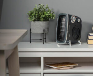 Calefactor Russell Hobbs Retro Fan Heater 2, 900/1800W.