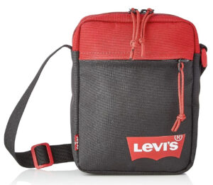 Bolso bandolera Levi’s Mini Crossbody Solid en color rojo por 10,76€.