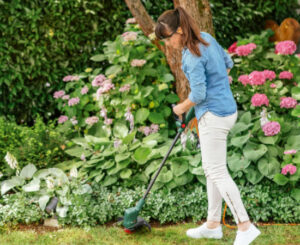 Cortabordes Bosch EasyGrassCut 23 por 29,99€ antes 44,49€.