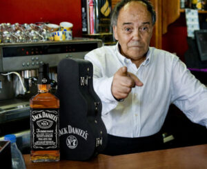 Jack Daniel’s con estuche de guitarra (ideal para regalar) por 37,66€ antes 54,99€.