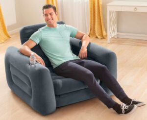 Sillón hinchable Intex convertible en cama por 38,27€ antes 49,95€.