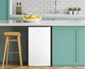 Congelador Comfee, 60L, puerta reversible por 159,99€ antes 199,99€.