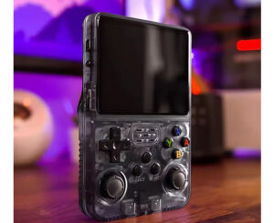 Consola de videojuegos portátil Retro R36S 64GB por 16,16€.
