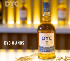 Whisky Blendend DYC 8 años (70cl).