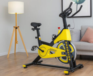 Bicicleta de fitness estática con resistencia regulable y pantalla LCD  entrenamiento en casa por 74,12€ antes 120€.