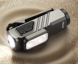 Mini linterna Sofirn ST10: compacta, recargable e impermeable con 1000 lúmenes y modos versátiles por 19€.