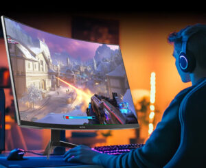 Oferta Black Friday. Monitor curvo KTC H32S17, QHD 2K 32″ 165Hz, FreeSync/G-Sync por 137,55€.