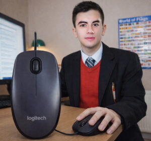 Logitech M90 Ratón con Cable USB, Seguimiento Óptico 1000 DPI.