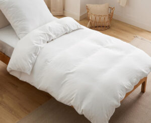 Funda nórdica Bedsure de microfibra premium 135x200cm con funda para almohada por 10,49€.