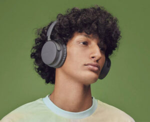 Energy Sistem Studio Plus, 45h de batería, Radio FM y Micro SD por 19,99€ antes 29,99€.