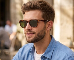 Gafas de sol Polaroid cuadradas, estilo habano oscuro con lentes polarizadas TAC por 22,97€.