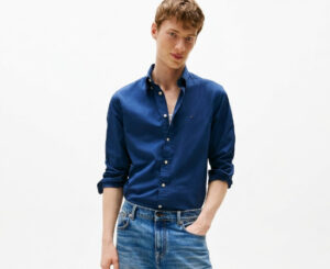 Camisa de corte regular Tommy Hilfiger TH Flex por 39€ antes 79,90€.