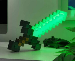 Domina la oscuridad con la luz espada de siamante de Minecraft, el tesoro para tu Set-up por 23,29€ antes 36,95€.