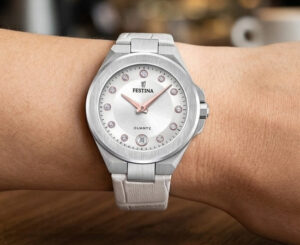 Festina F20701/1, sofisticación clásica y precisión en un reloj de mujer atemporal por 76,28€ antes 99€.