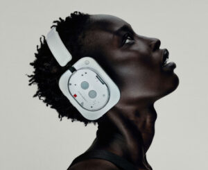 Nothing Headphone (1) blancos, cancelación activa de ruido, sonido Hi-Res y hasta 80 horas de batería por 133,00€