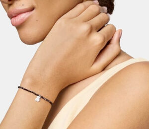 Pulsera elástica Tous Colección Motivos con oso de plata por sólo 29,00€ antes 49,00€