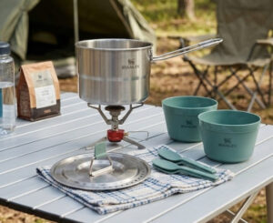 Stanley Go Cookset, juego de cocina compacto para aventuras en pareja por 27€ antes 45€.