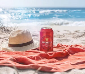 Pack de 24 latas de Cerveza Estrella Damm Receta Original (24x33cl) por 13,24€ antes 16,56€.