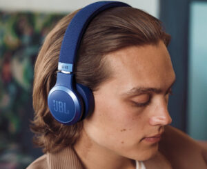 JBL Live 670 NC, auriculares de diadema con cancelación de ruido y 65 horas de batería por 62,05€ antes 94€.