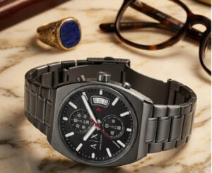 Reloj Armani Exchange, caja con diseño rectangular y acabado plomizo por 99,24€ antes 212€.