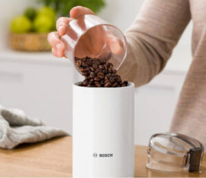 Molinillo de café eléctrico Bosch TSM6A011W con cuchillas de acero, 180W.