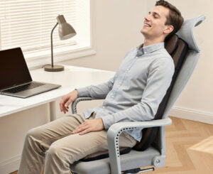 Convierte cualquier silla en un spa con este respaldo masajeador 3D de Nevvue por 72,99€ antes 86,99€.
