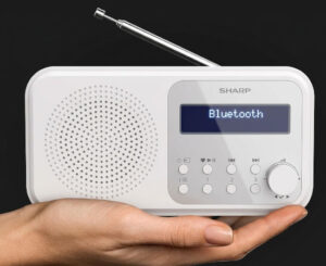 Sharp Tokyo DR-P420 blanca, la radio digital con DAB+ y Bluetooth que lo tiene todo por 34,19€ antes 49,90€.