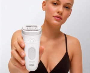 Depiladora Braun Silk·épil 7: piel suave durante un mes y depilación sin dolor bajo la ducha por 69,90€ antes 109,99€.
