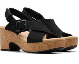 Sandalias Clarks Nerisa West, elegancia artesanal y comodidad Ultimate Comfort por 39,95€ antes 63,96€.