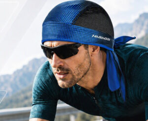 Gorro bandana Hasagei bajo casco, comodidad y protección total.
