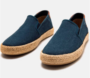 Mustang Napoli: Náuticos para hombre de estilo casual en azul o verde por 15,95€