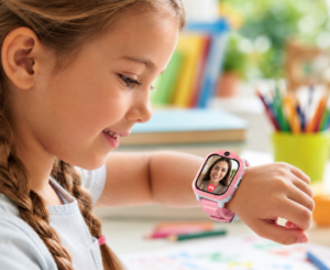 Blackview Z40 Pro rosa: smartwatch infantil con GPS, llamadas 4G y control parental por 42€ antes 99€.