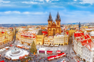 ¡NAVIDAD DE CUENTO EN PRAGA! Vuelos + Hotel 4★ con desayuno, cerca del centro y bien conectado en transporte | REP.Checa — desde 231 €/persona